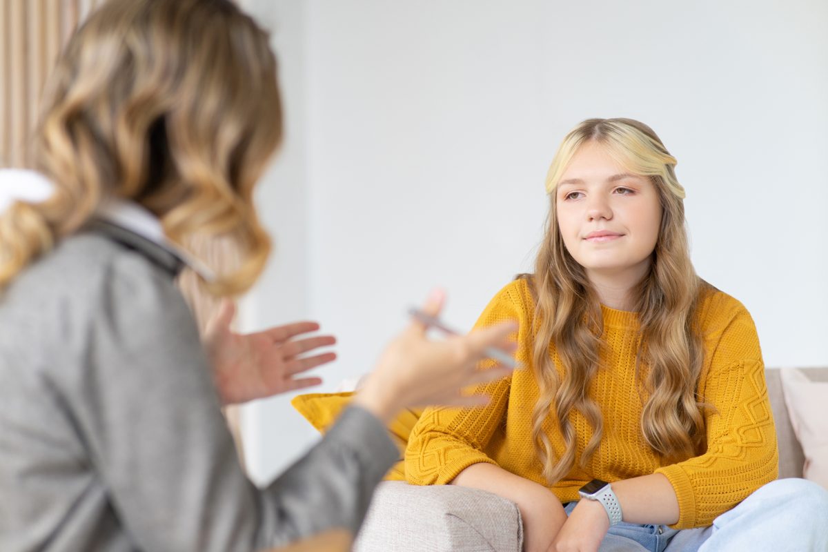 CBT For Bipolar Teens: What It Is And How It Helps