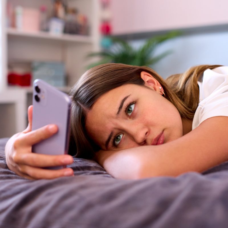 social media effects on teen mental health