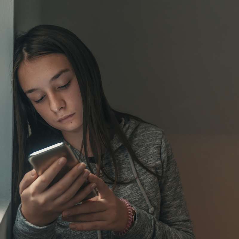 Text Bomb: What Parents Should Know About This Cyberbullying Sidekick - Visions Treatment Centers